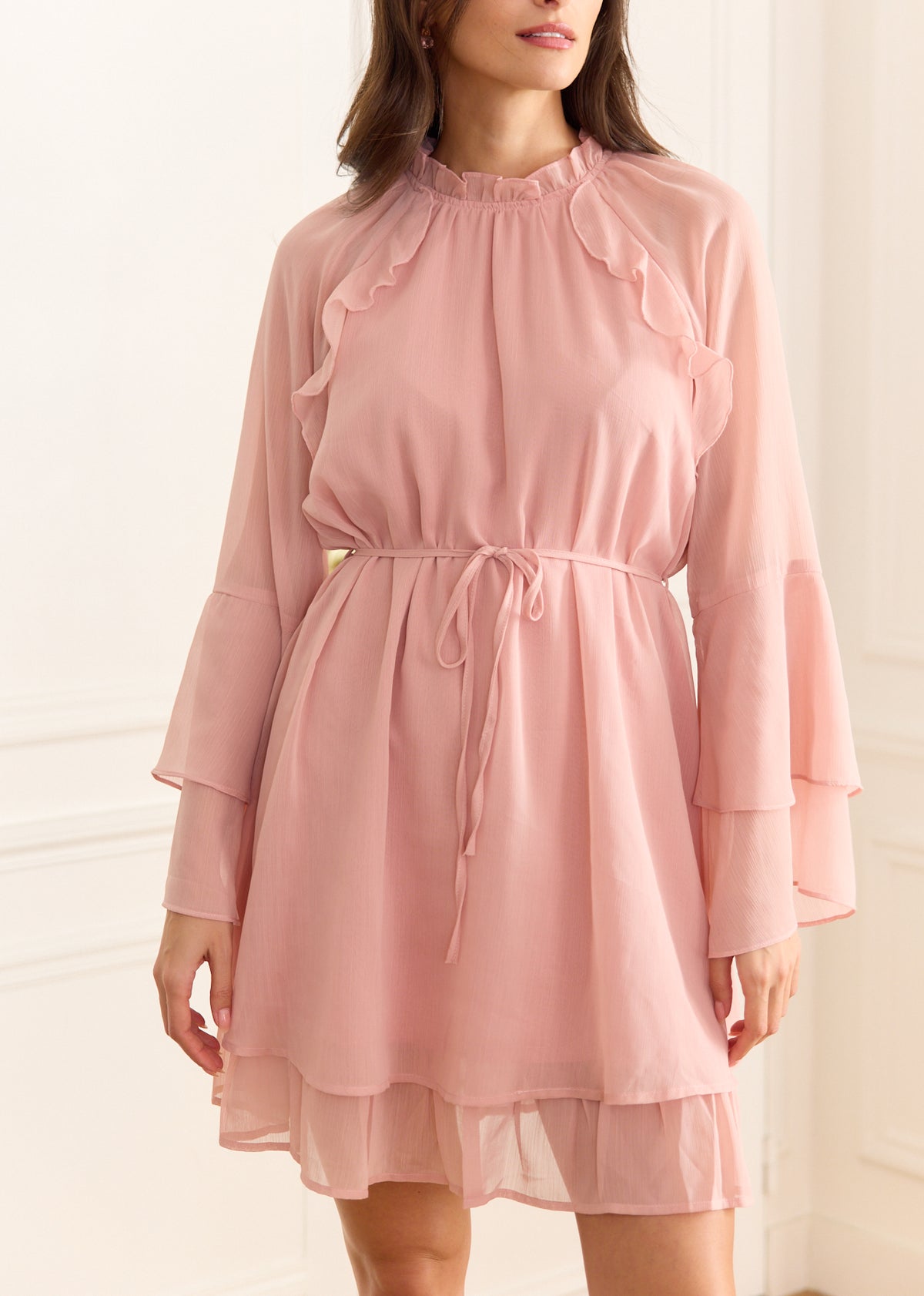 Robe Saral