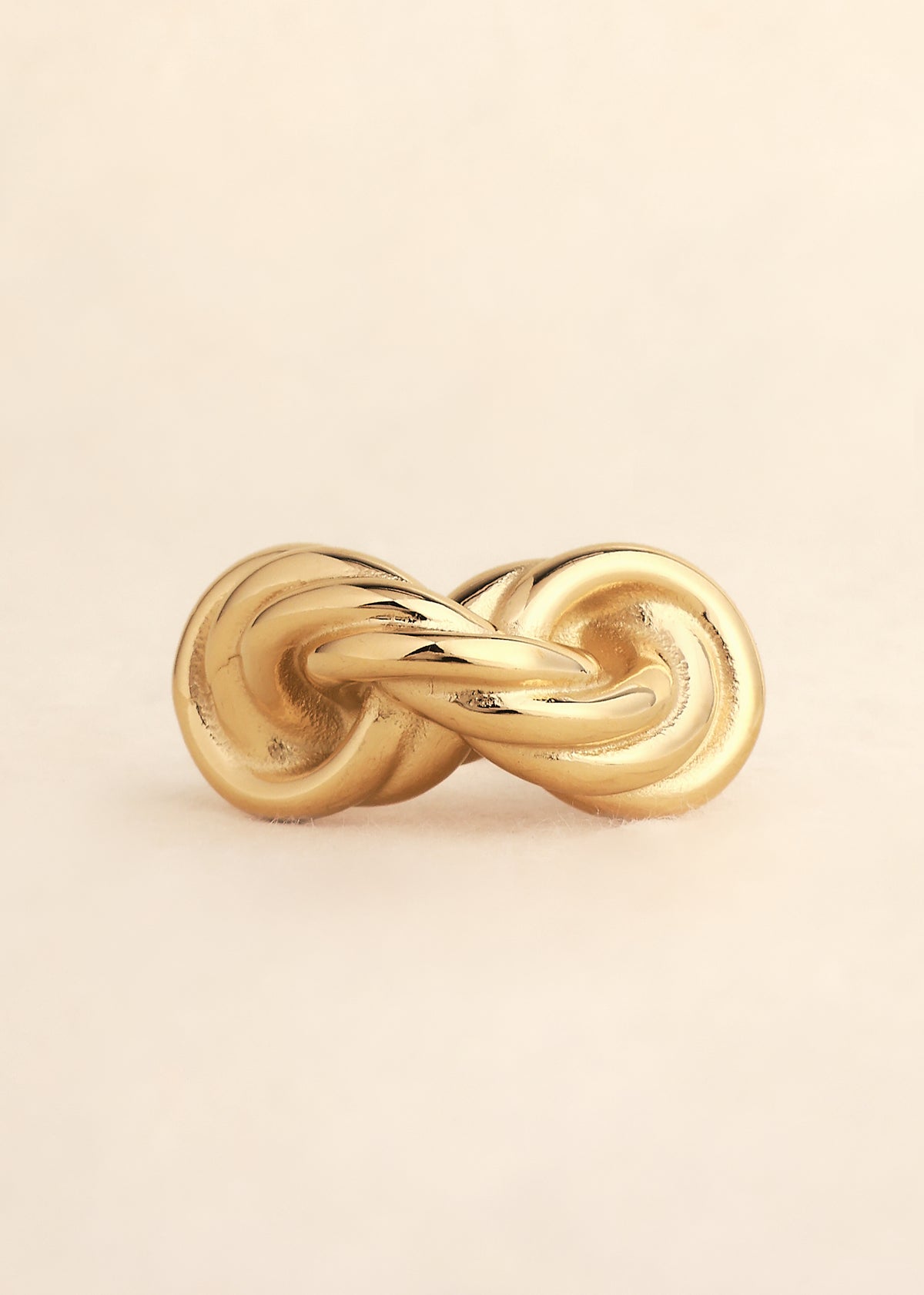Ulia Ring