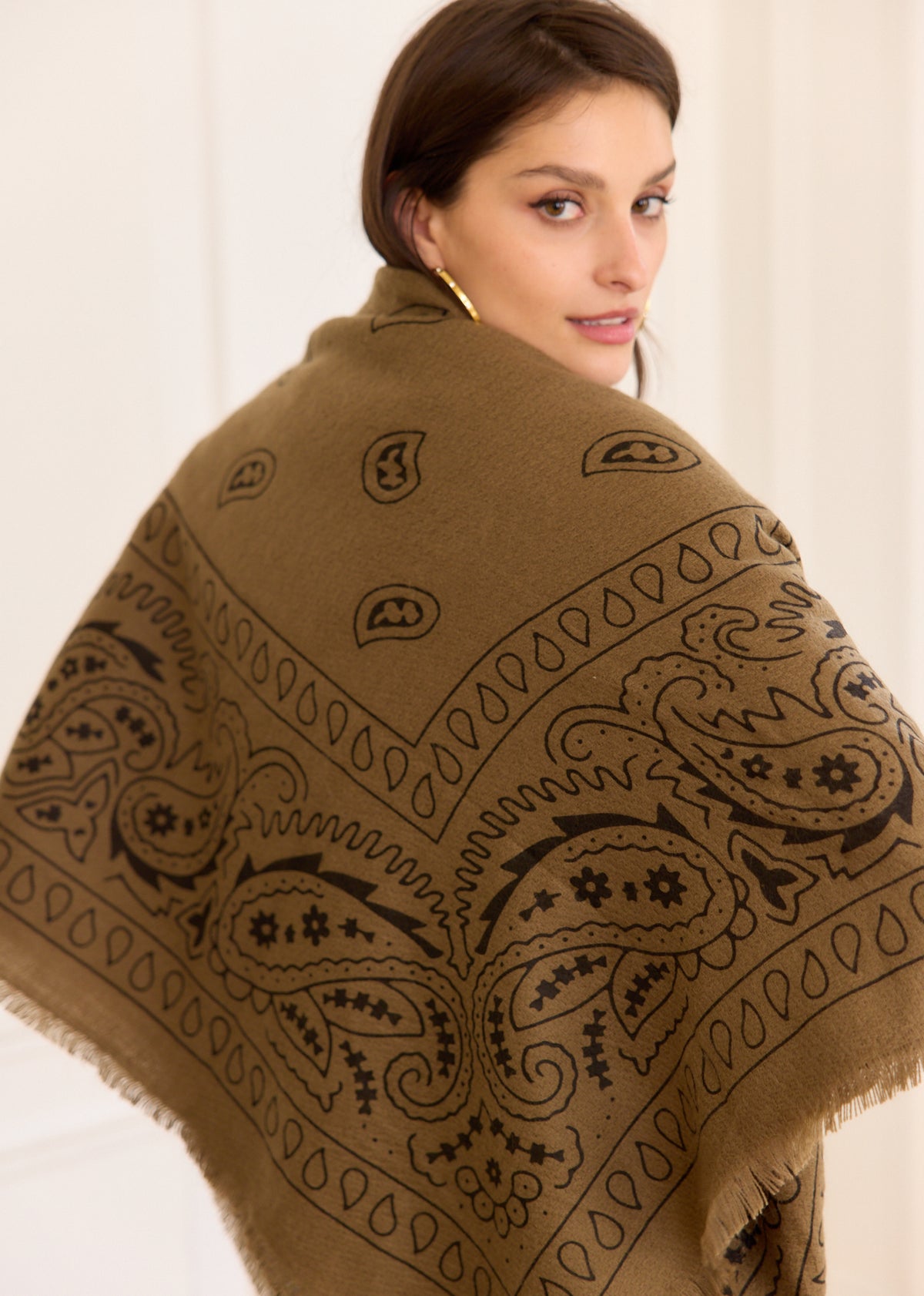 Nizar Scarf