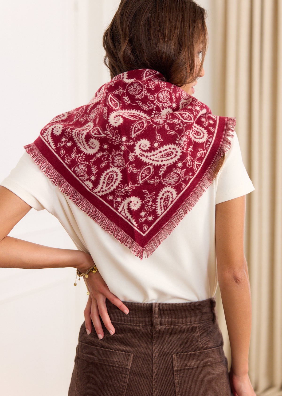 Vélia Scarf