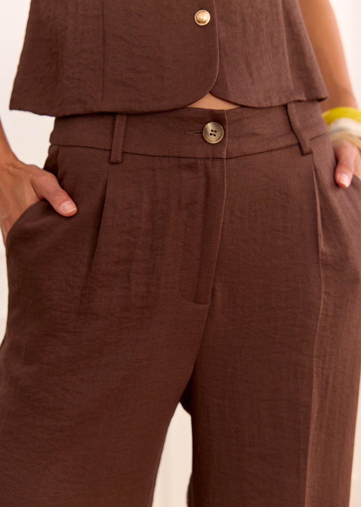 Hose Tomi