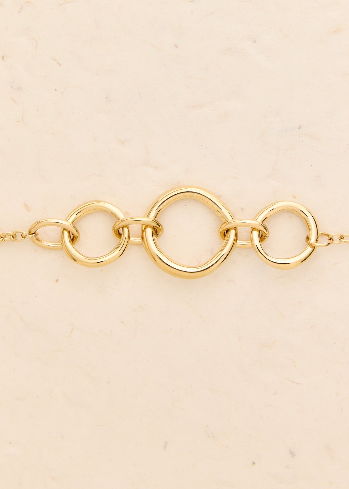 Collier Assa